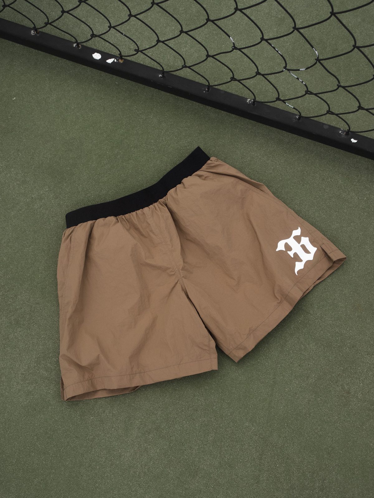 360-daily shorts Sand