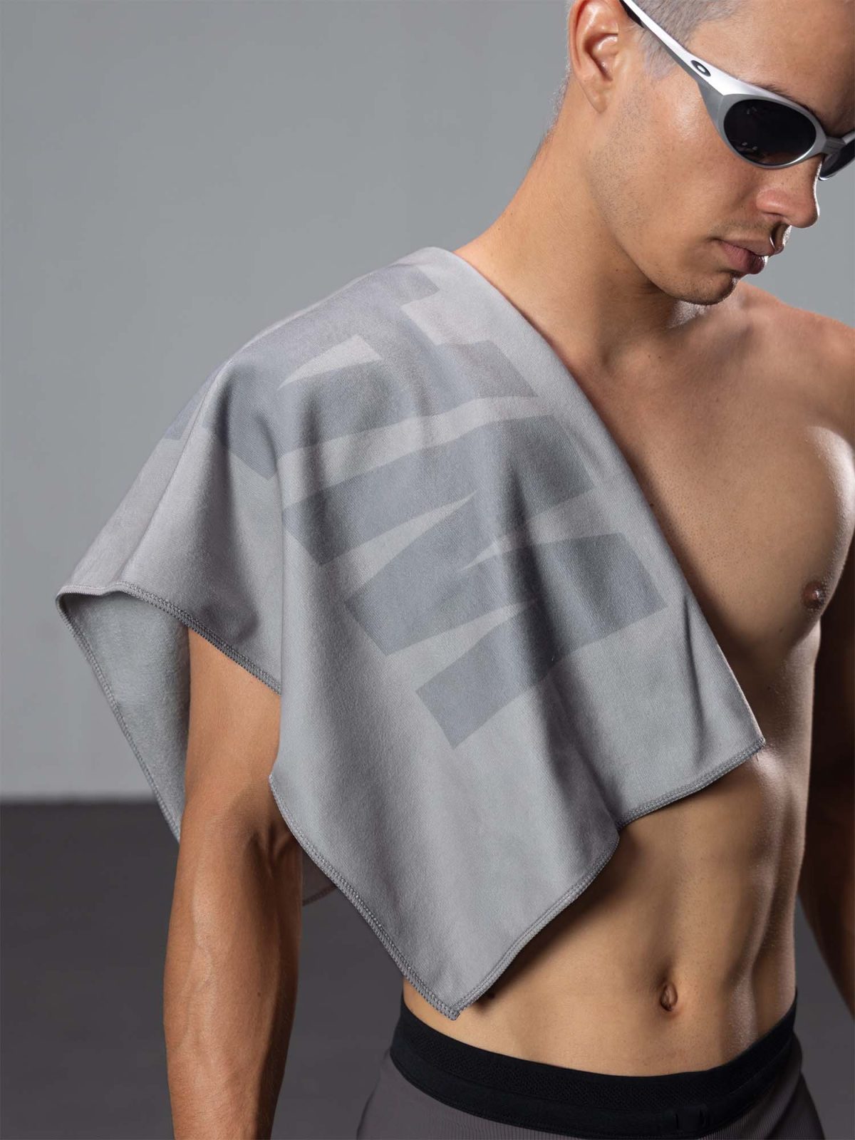 360 Sport Towel Grey