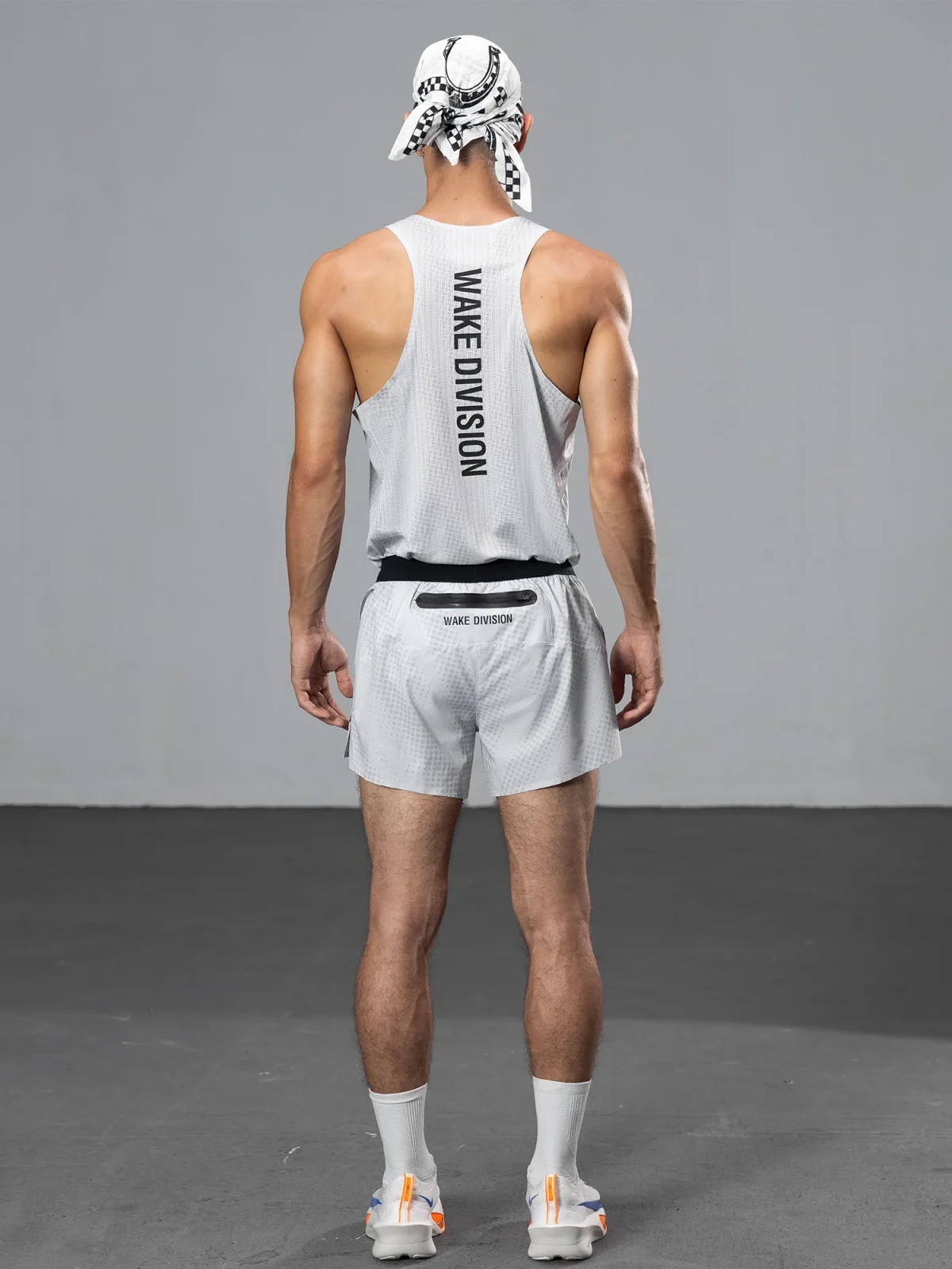 Race Short Frost