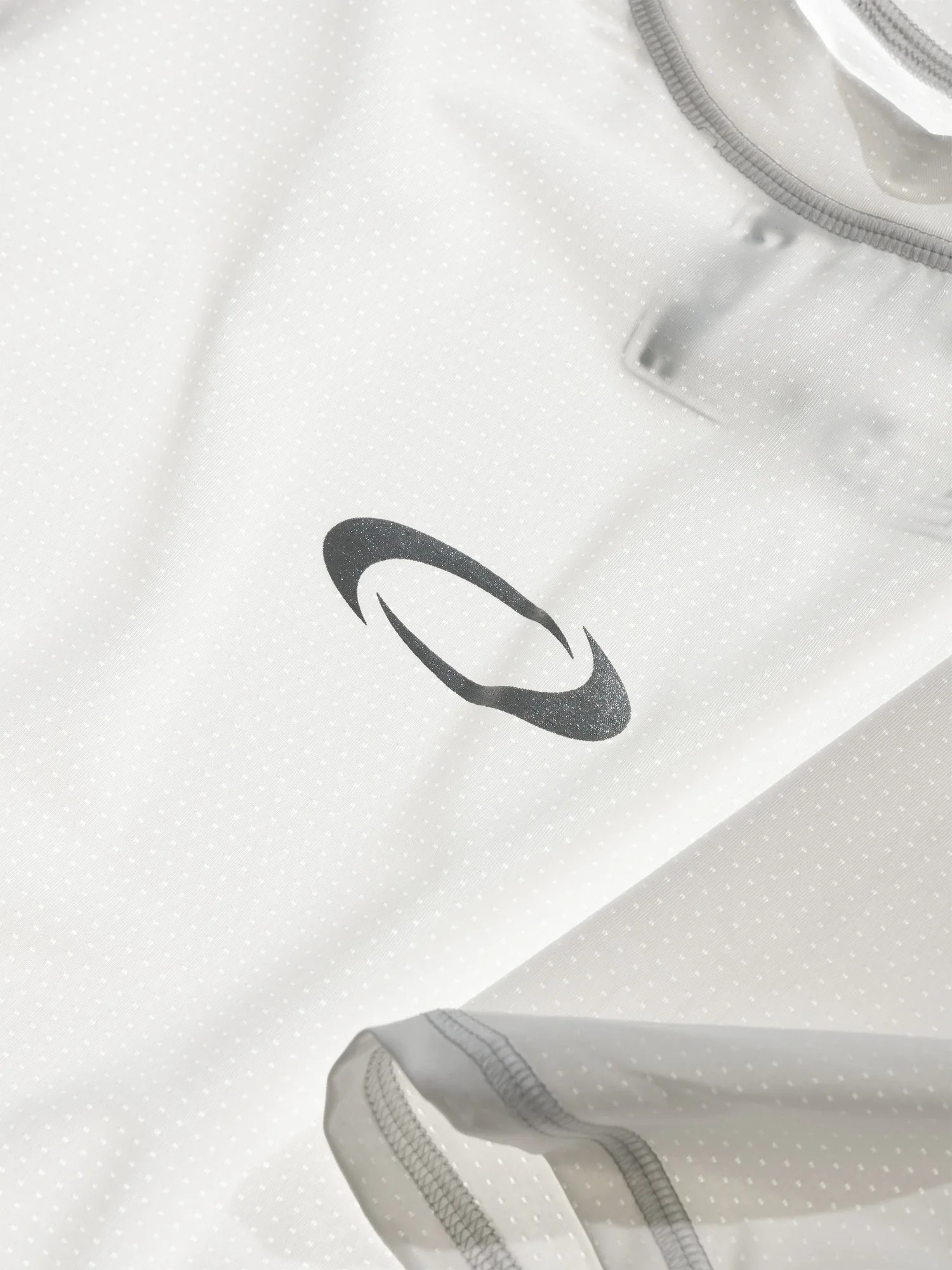Training Contour Tee White- 7 Training Contour Tee White